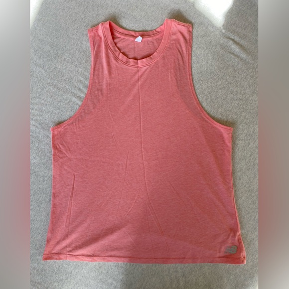 New Balance Tank Top - Picture 1 of 3